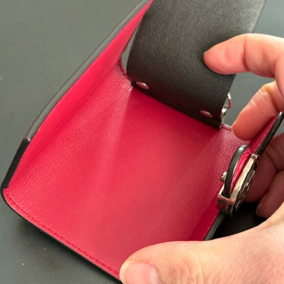 EUC Gucci Red Patent Key Case Chain Wallet Silver Dust bag cards Logo Pink - Picture 10 of 13